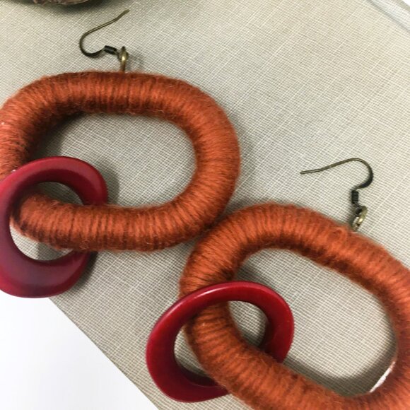 Handmade Oval Burnt Orange Acrylic Wrapped Chunky Dangle Chain Earrings - Picture 5 of 16